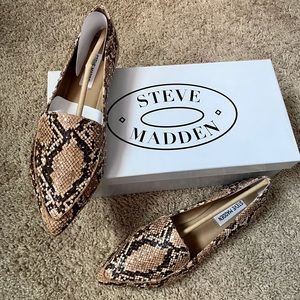 Steve Madden Snakeskin Flats